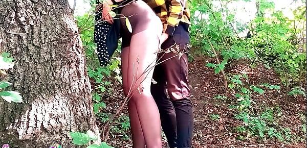  Sexy Teen Deepthroat and Dogging Cock Boyfriend in the Forest